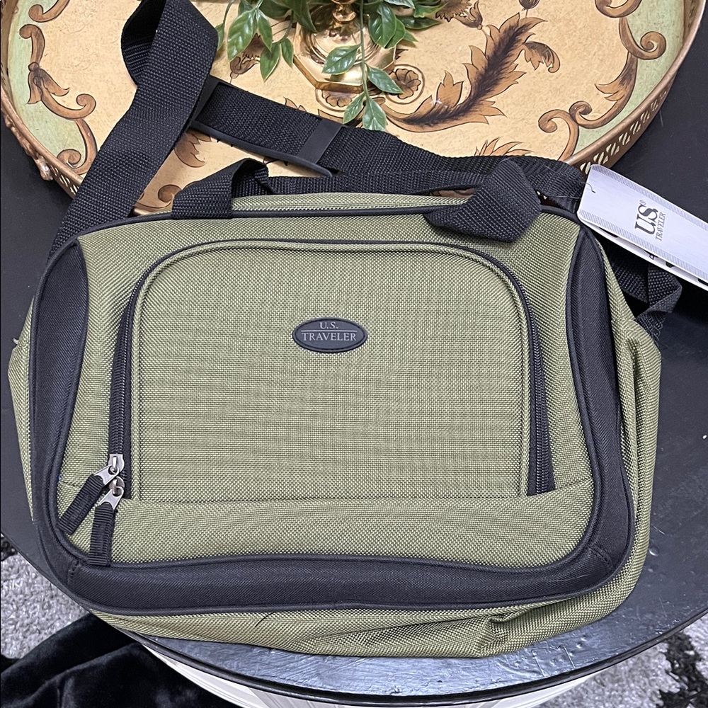 U.S. Traveler 15” New Olive and Black Men's Travel Bag